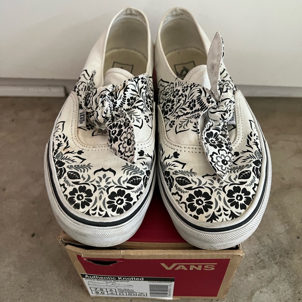 White Bandana Slip on Vans